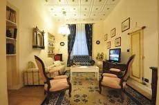 Olimpo apartment (sleep 8) in Florence city center